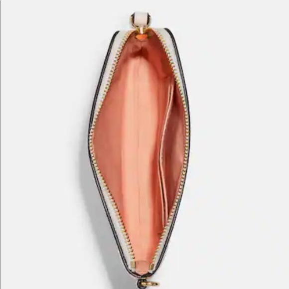 NWT Coach Boxed Corner zip Wristlet with Chrams - Picture 6 of 11